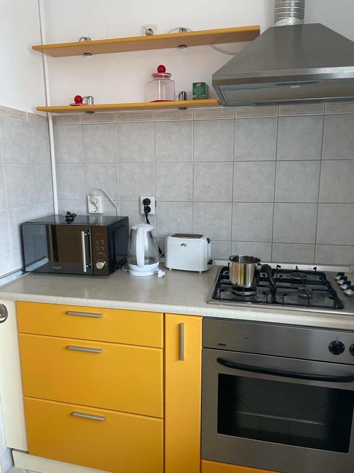 Studio Old Town City Center Calea Victoriei Bukares Bagian luar foto
